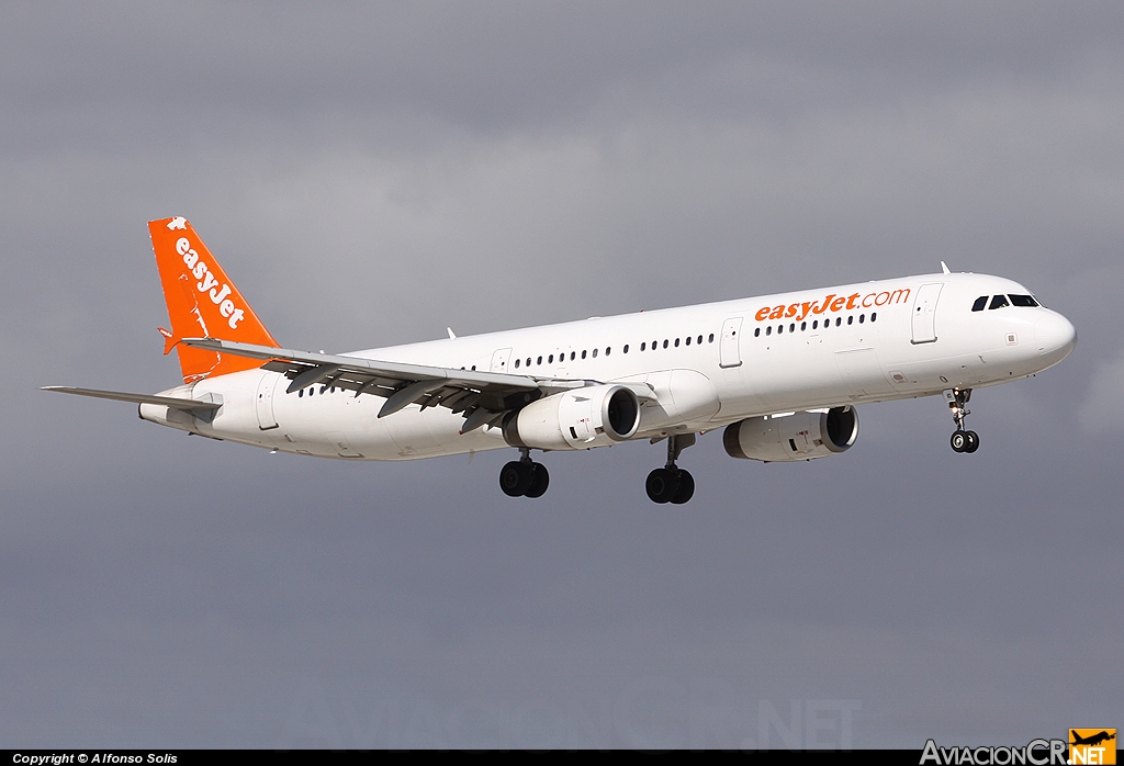 G-TTID - Airbus A321-231 - EasyJet Airline
