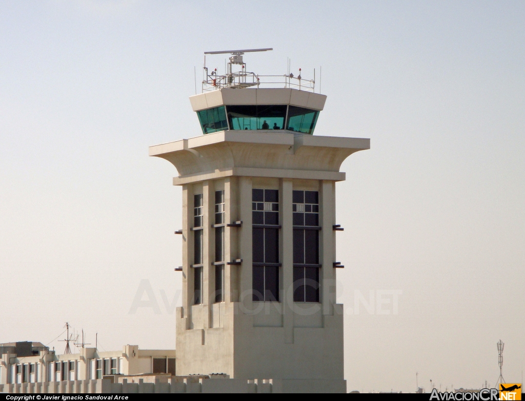  - Aeropuerto - Torre de Control