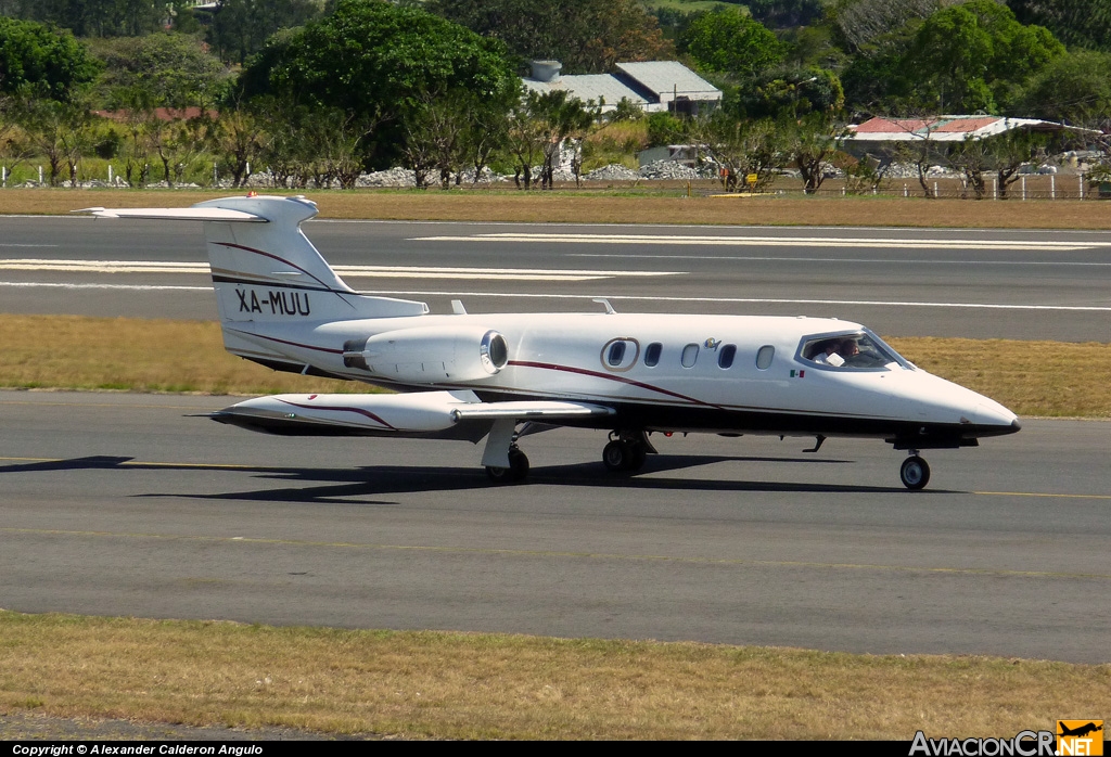 XA-MUU - Learjet 25 - Privado