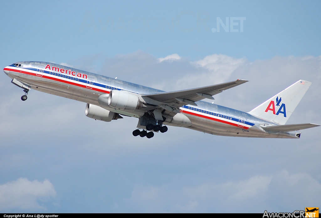 N762AN - Boeing 777-223/ER - American Airlines