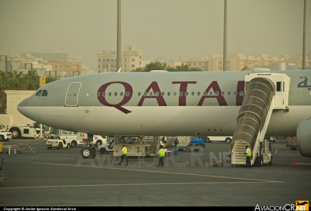A7-AGA - Airbus A340-642X - Qatar Airways
