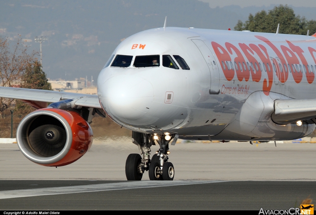 G-EZBW - Airbus A319-111 - EasyJet Airlines