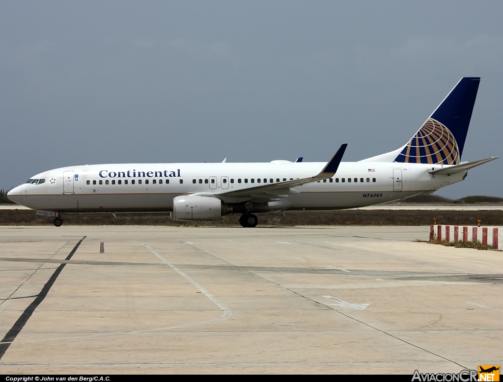 N76505 - Boeing 737-824 - Continental Airlines