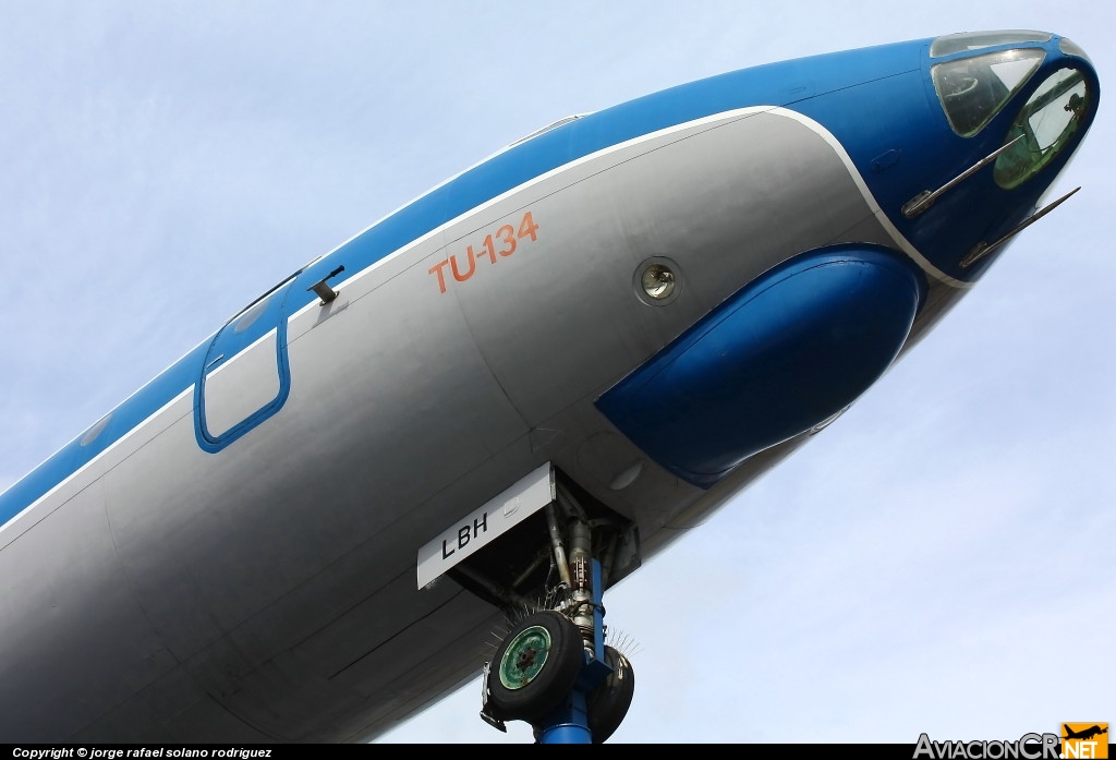 HA-LBH - Tupolev Tu-134A - MALEV - Hungarian Airlines