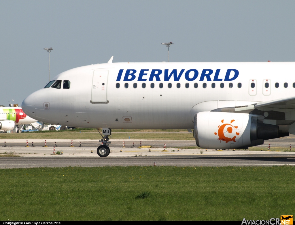 EC-IMU - Airbus A320-214 - Iberworld Airlines