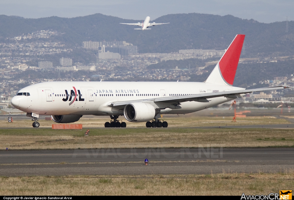 JA8983 - Boeing 777-246 - Japan Airlines