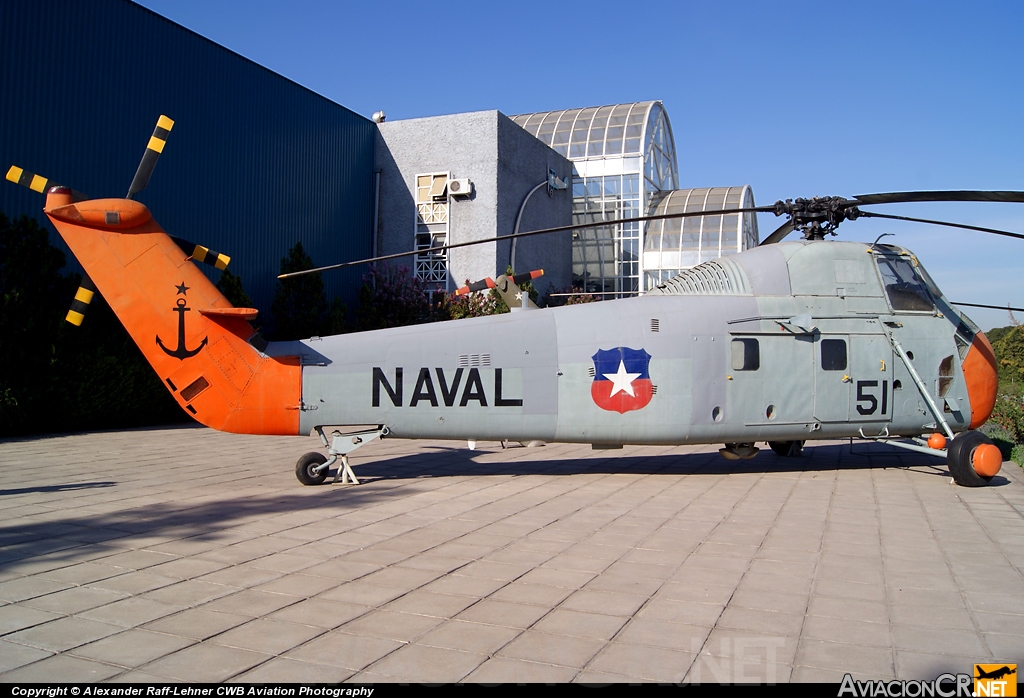 51 - Sikorsky S-58 (SH-34J Seabat) - Naval de Chile