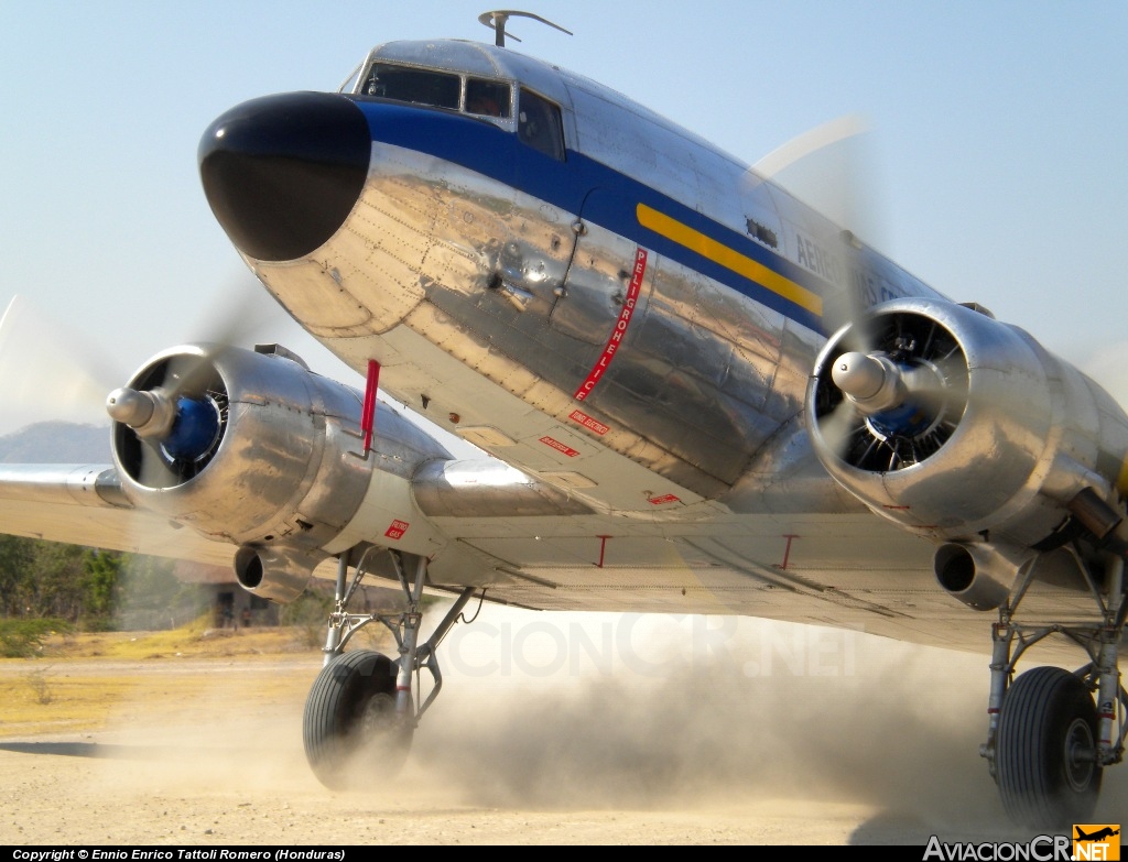 HR-ALU - Douglas DC-3 / C-47-DL - AVIAC - Aerovias Centroamericanas S.A.