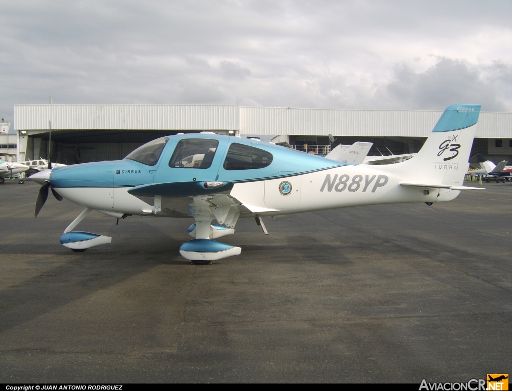 N88YP - Cirrus SR22 - Privado