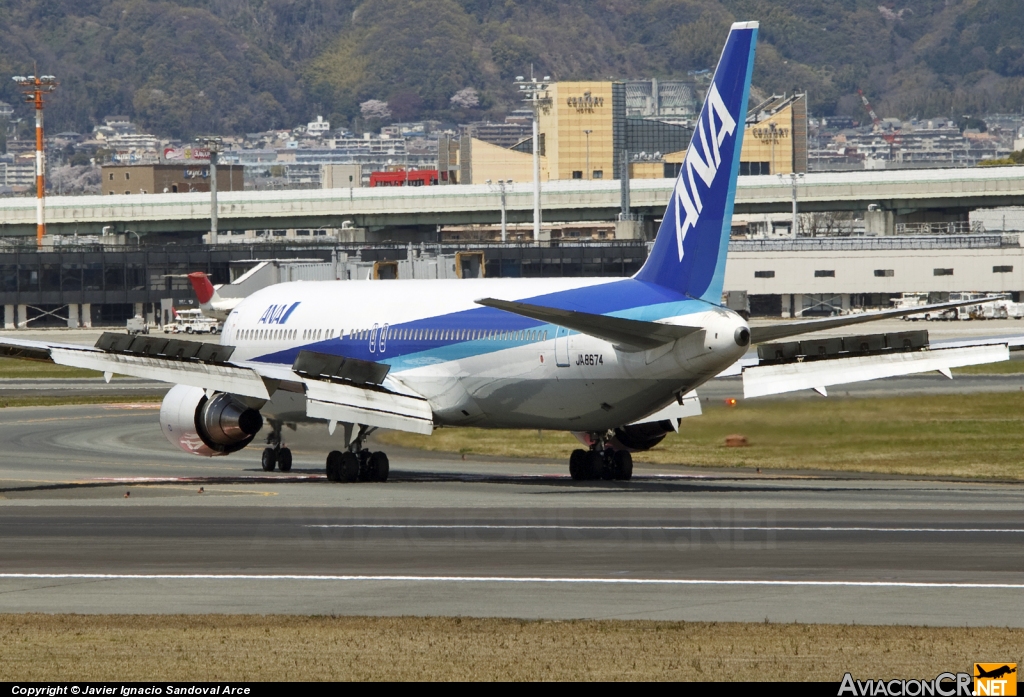 JA8674 - Boeing 767-381 - All Nippon Airways (ANA)