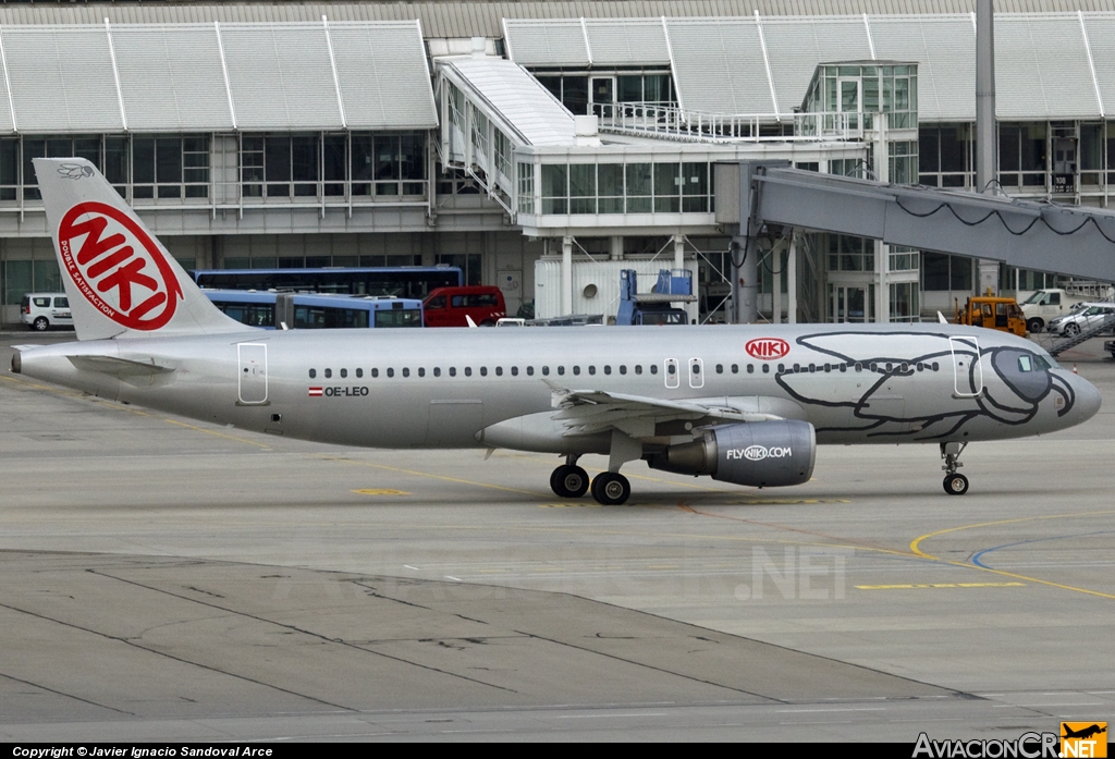 OE-LEO - Airbus A320-214 - NIKI