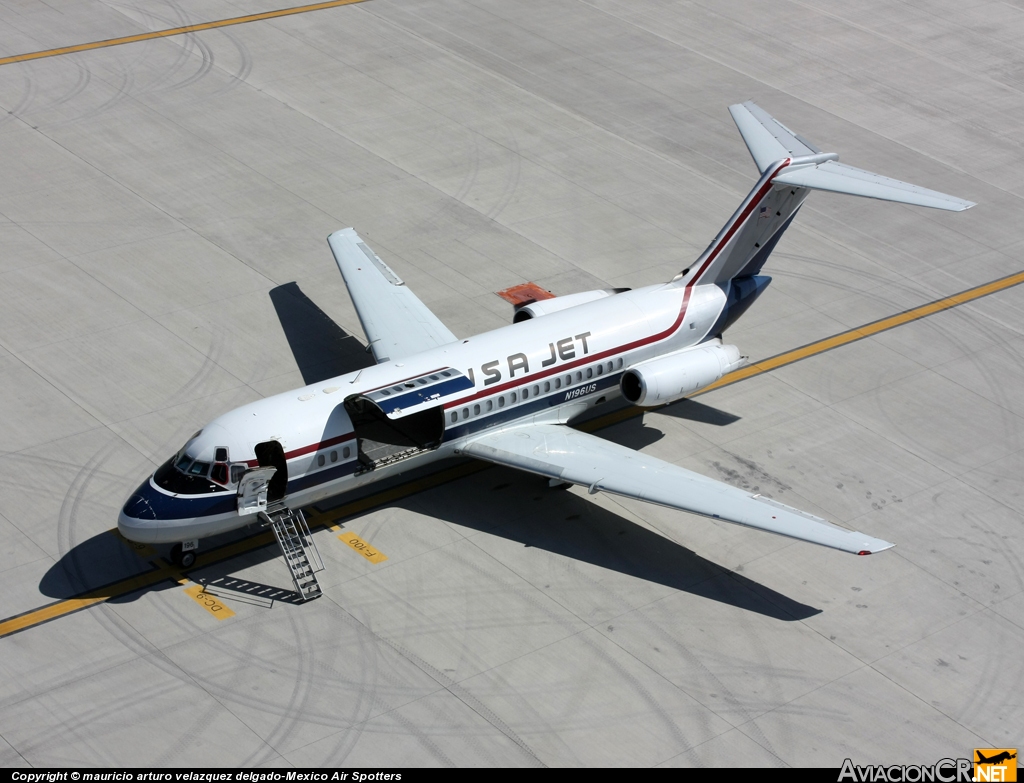 N196US - McDonnell Douglas DC-9-15F - USA Jet