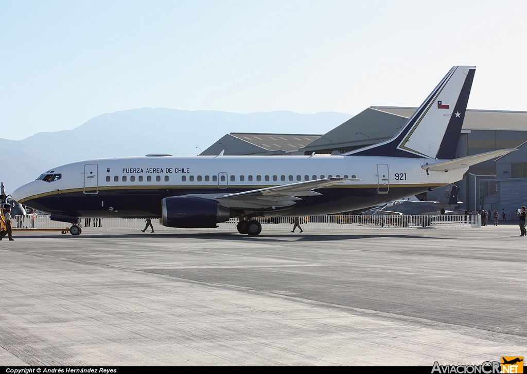 921 - Boeing 737-58N - Fuerza Aerea de Chile