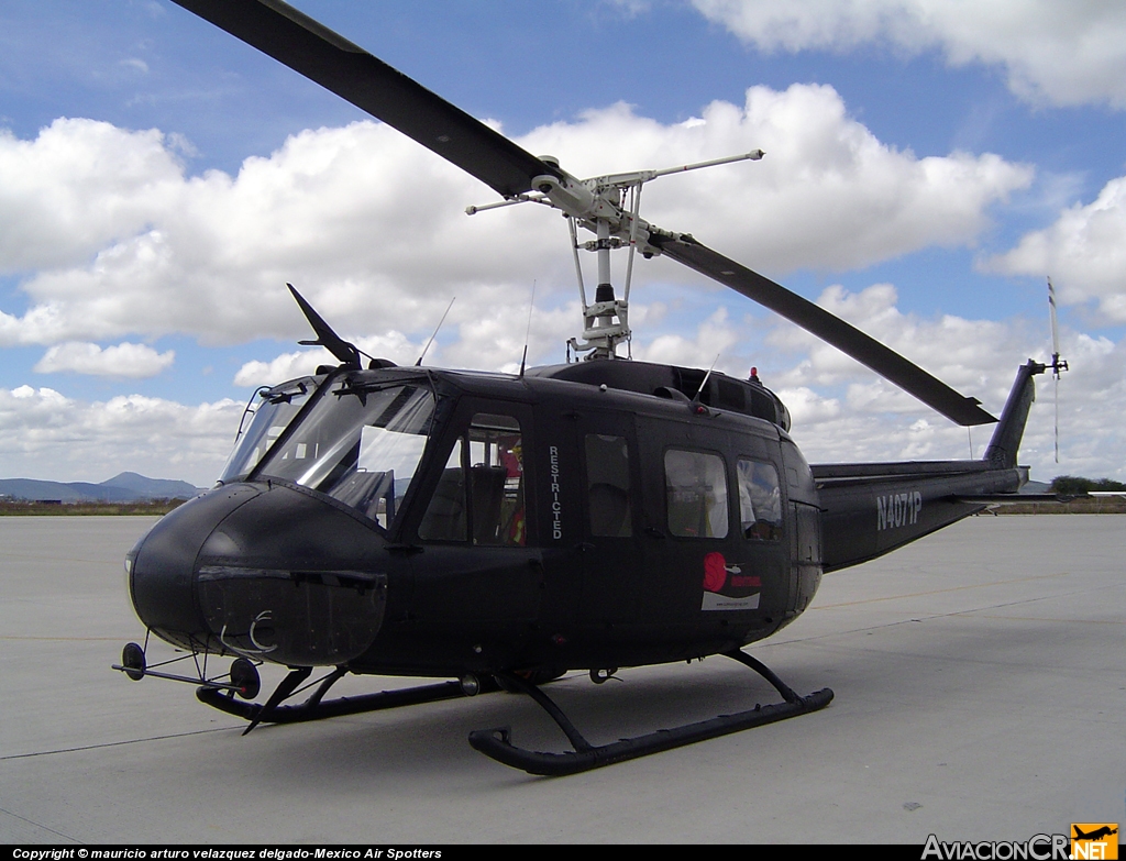 N4071P - Bell UH1-H Iroquois - Privado