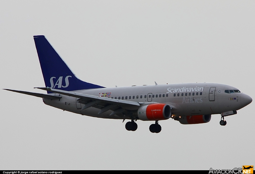 LN-RRX - Boeing 737-683 - Scandinavian Airlines - SAS