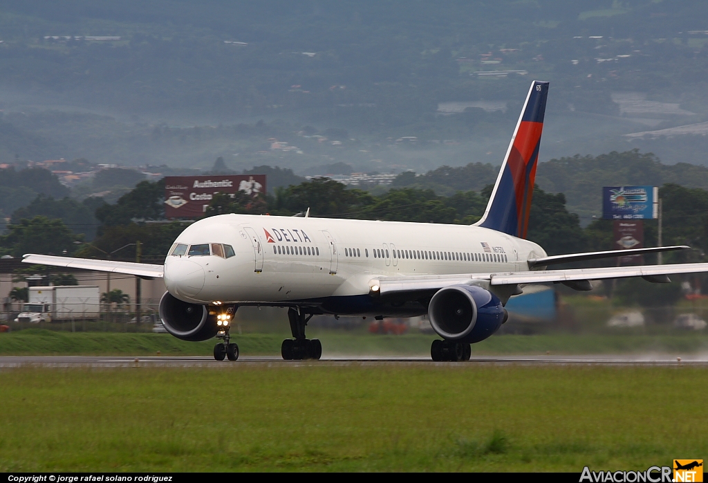 N675DL - Boeing 757-232 - Delta Air Lines