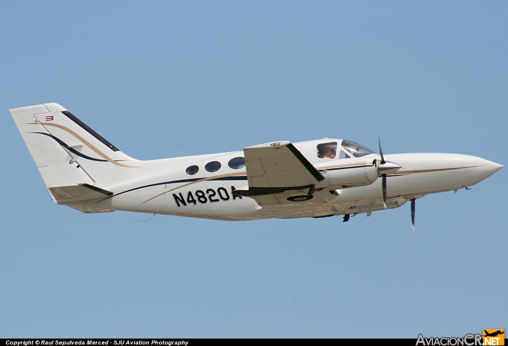 N4820A - Cessna 414A Chancellor II - Privado