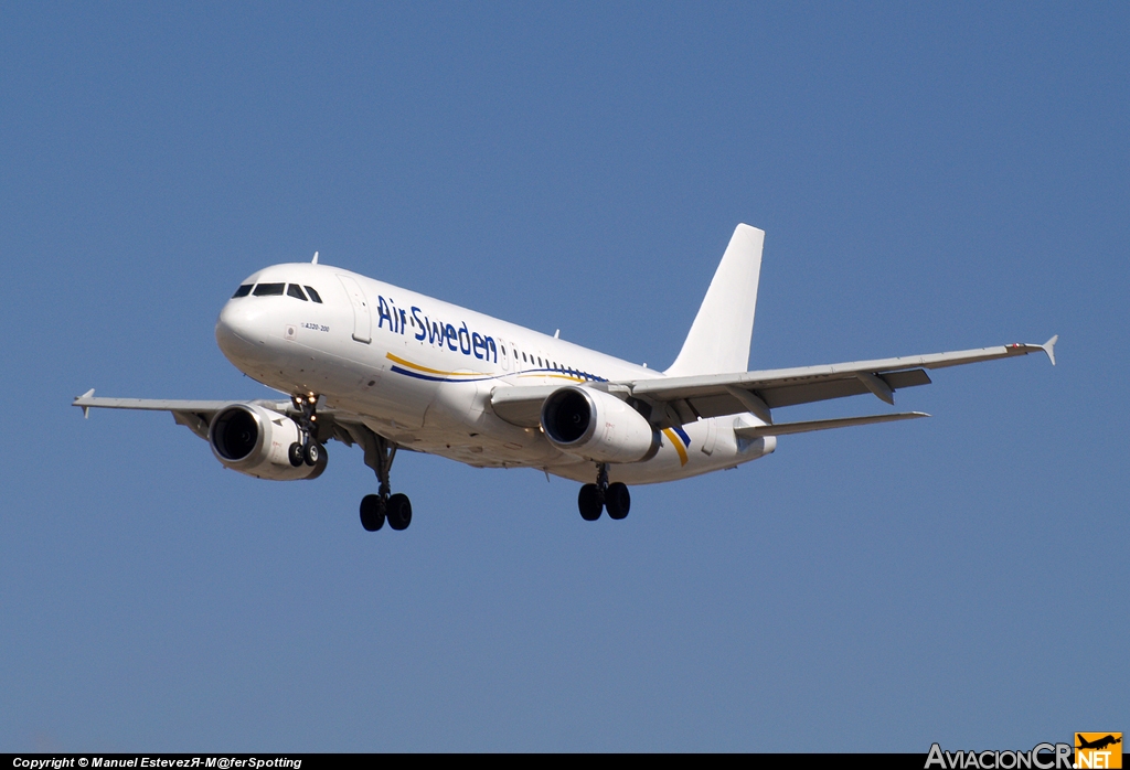 SE-RJN - Airbus A320-231 - Air Sweden