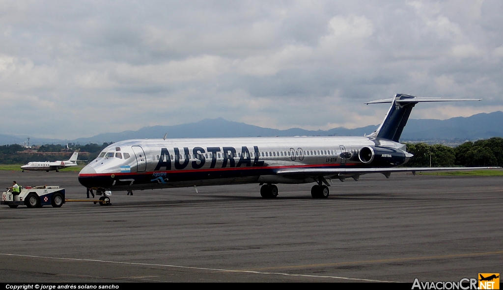 LV-BTW - McDonnell Douglas MD-88 - Austral Líneas Aéreas