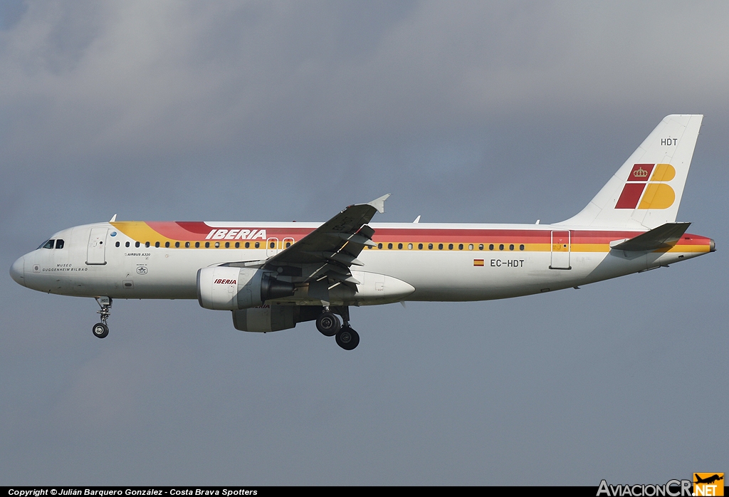 EC-HDT - Airbus A320-214 - Iberia