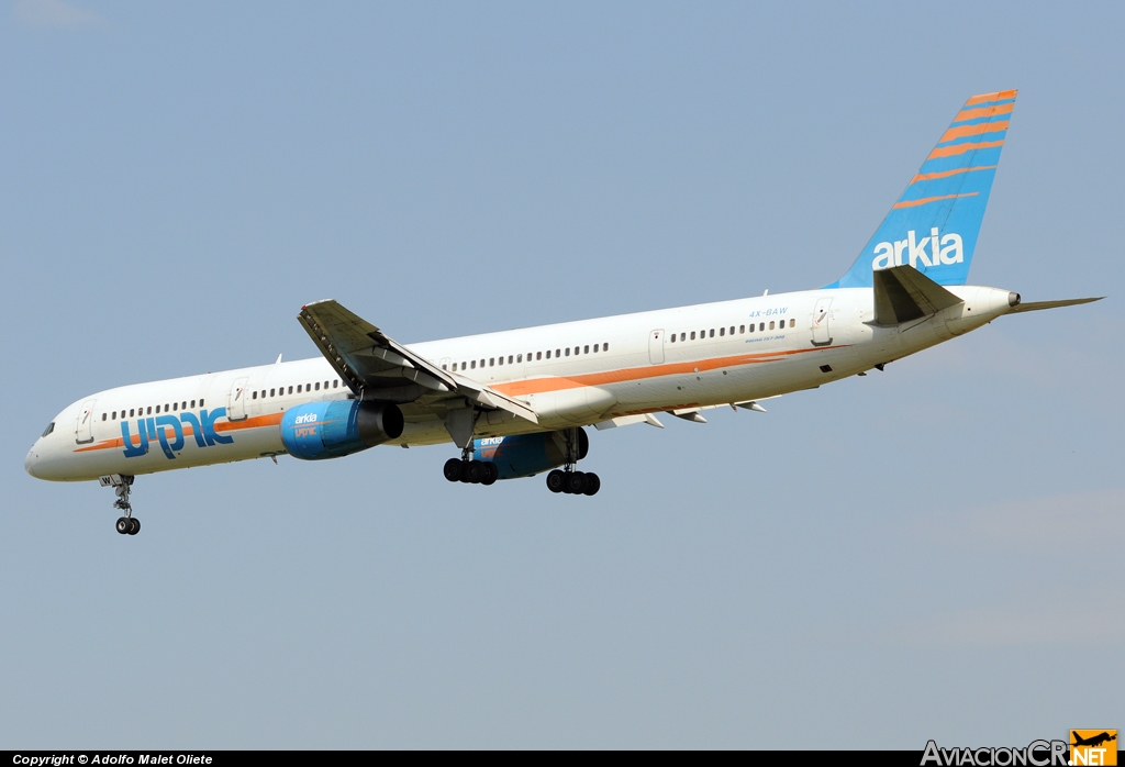 4H-BAW - Boeing 747-3D7 - Arkia