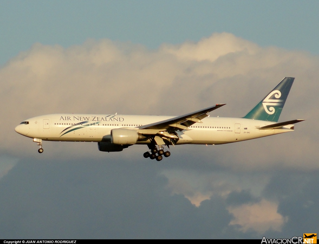 ZK-OKC - Boeing 777-219/ER - Air New Zealand