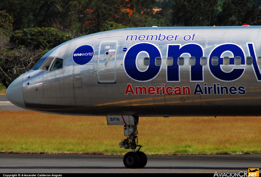 N174AA - Boeing 757-223 - American Airlines