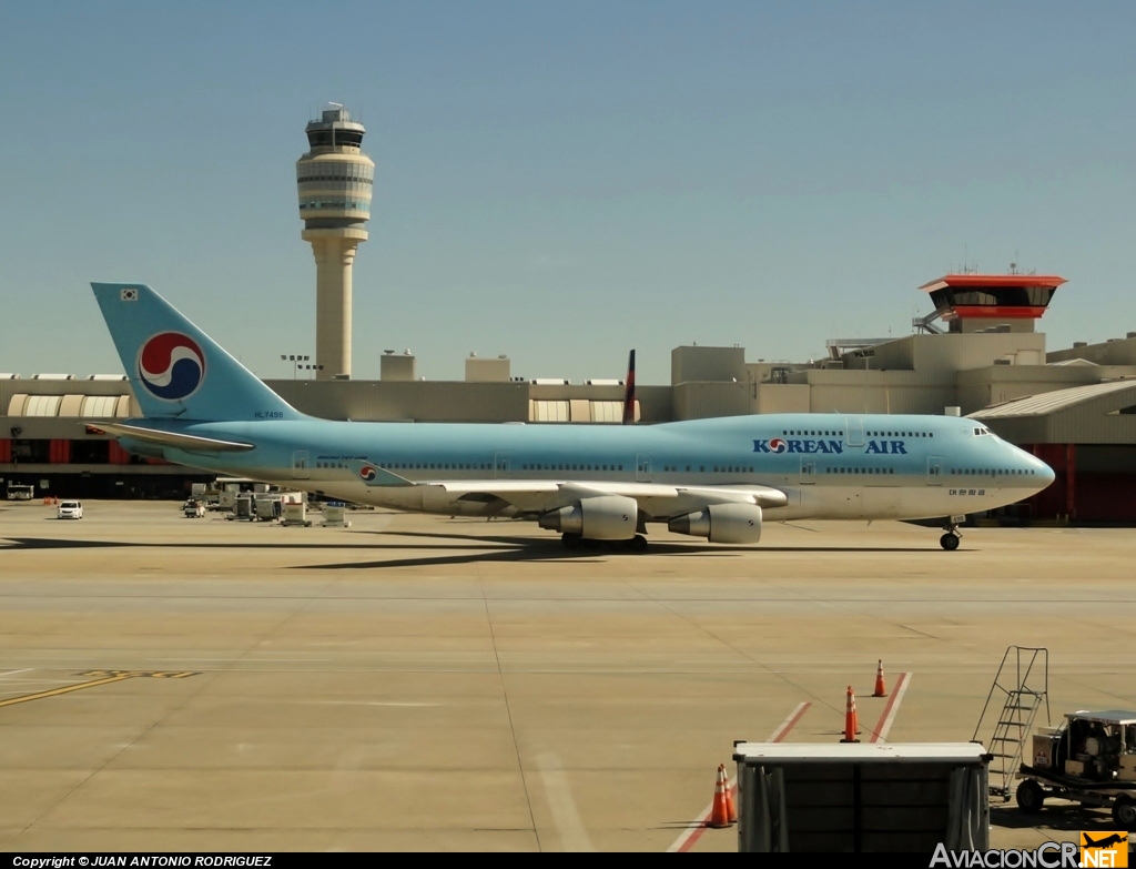 HL-7498 - Boeing 747-4B5 - Korean Air