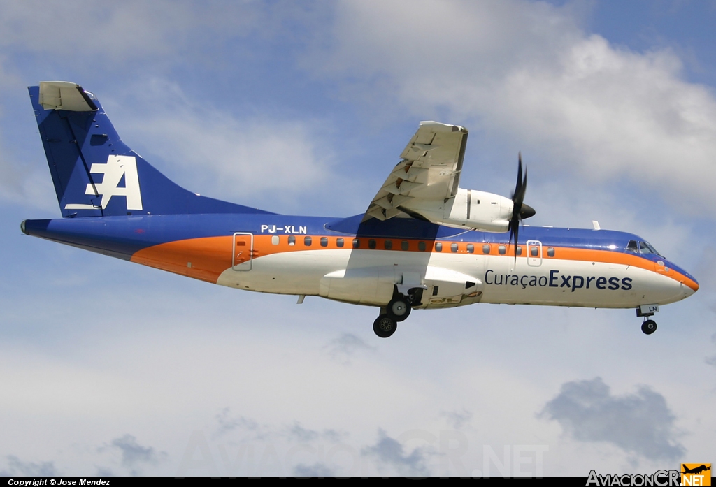 PJ-XLN - ATR 42-500 - Curacao Express
