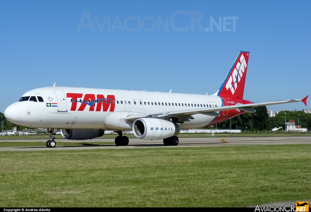 PR-MAV - Airbus A320-232 - TAM