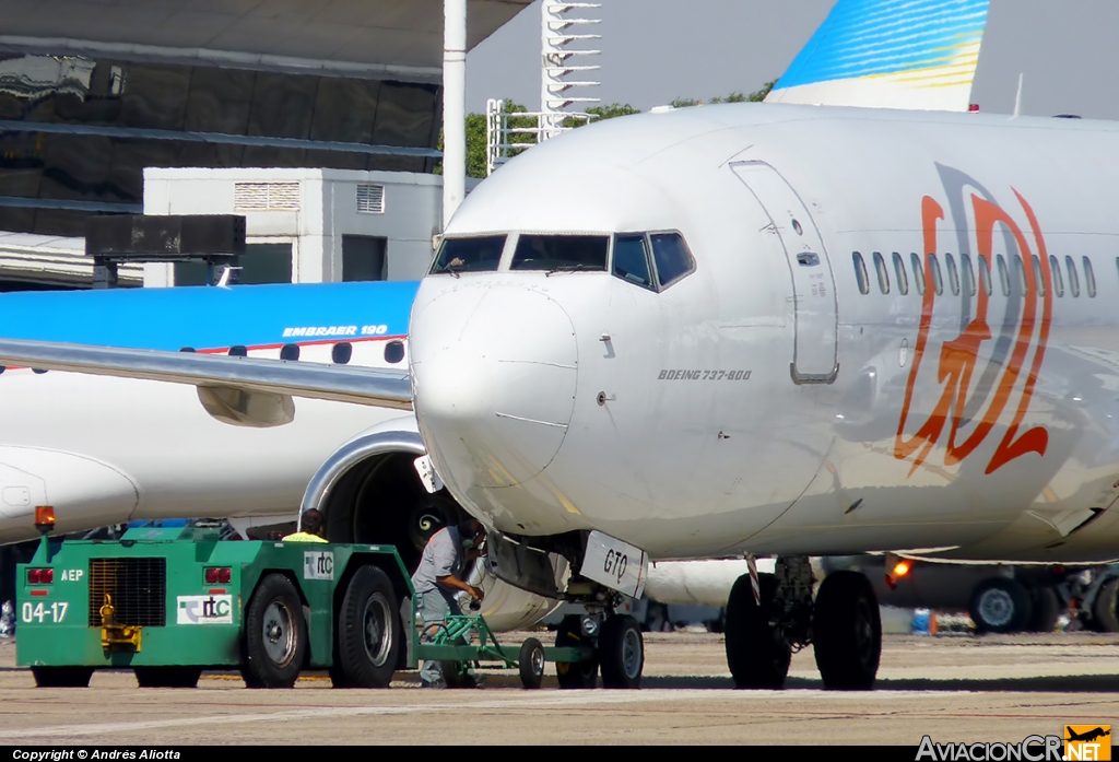 PR-GTQ - Boeing 737-8EH - Gol Transportes Aereos