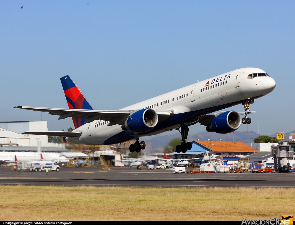 N626DL - Boeing 757-232 - Delta Air Lines