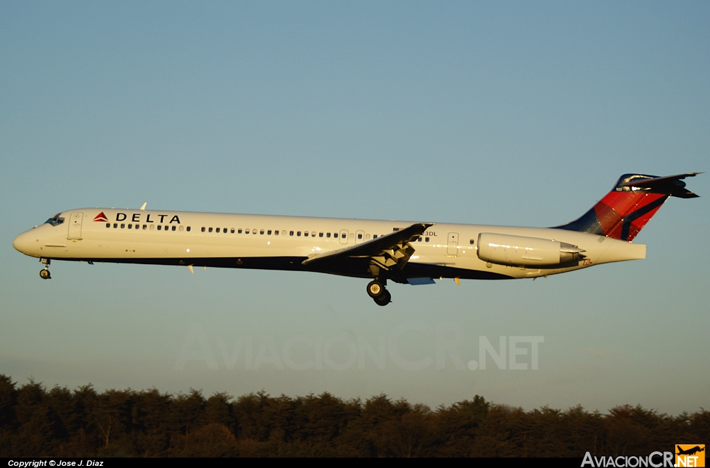 N923DL - McDonnell Douglas MD-88 - Delta Airlines