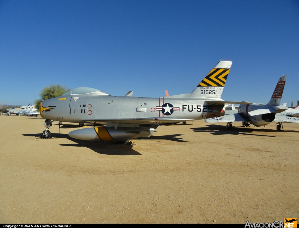 53-1525 - North American F-86H Sabre - USAF - Fuerza Aerea de EE.UU