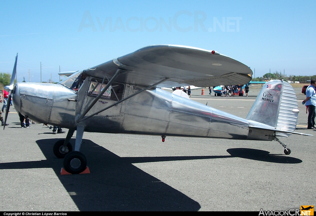 N1951V - Cessna 120 - Privado