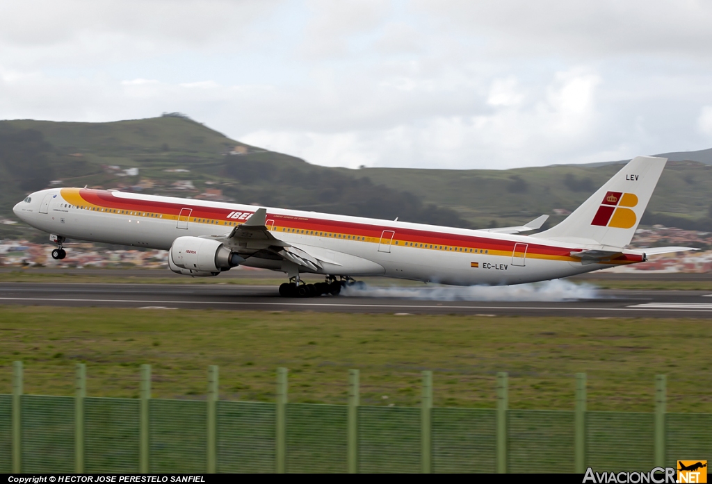 EC-LEV - Airbus A340-642 - Iberia