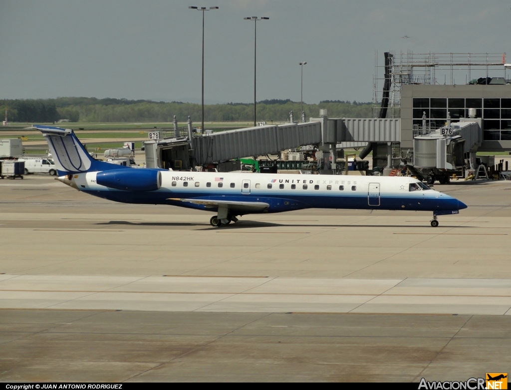 N842HK - Embraer EMB-145LR (ERJ-145LR) - United Express (Trans States Airlines)