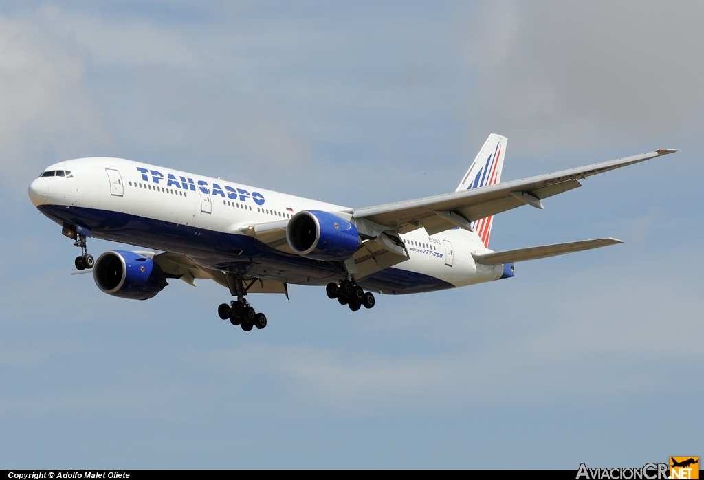 EI-UNZ - Boeing 777-222 - Transaero Airlines