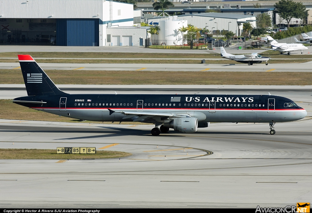 N186US - Airbus A321-211 - US Airways