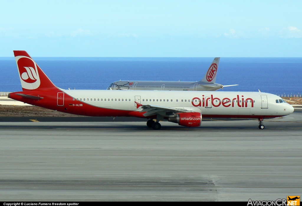D-ALSB - Airbus A321-211 - Air Berlin