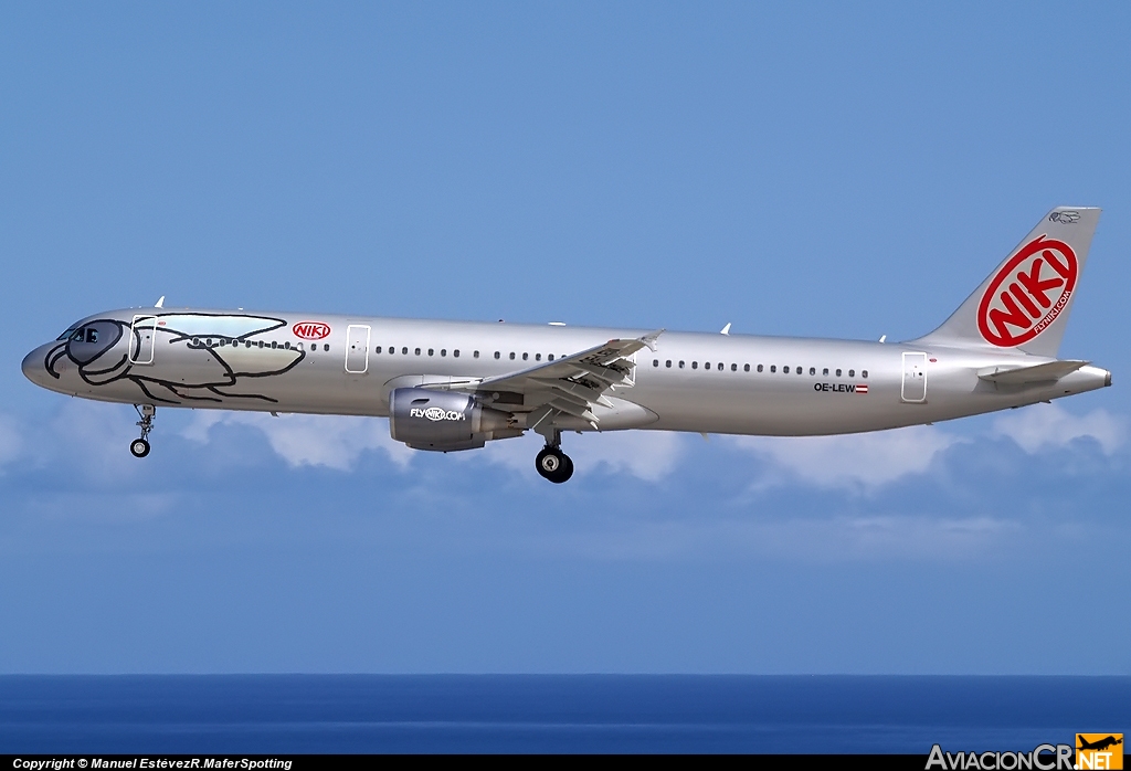 OE-LEW - Airbus A321-211 - NIKI