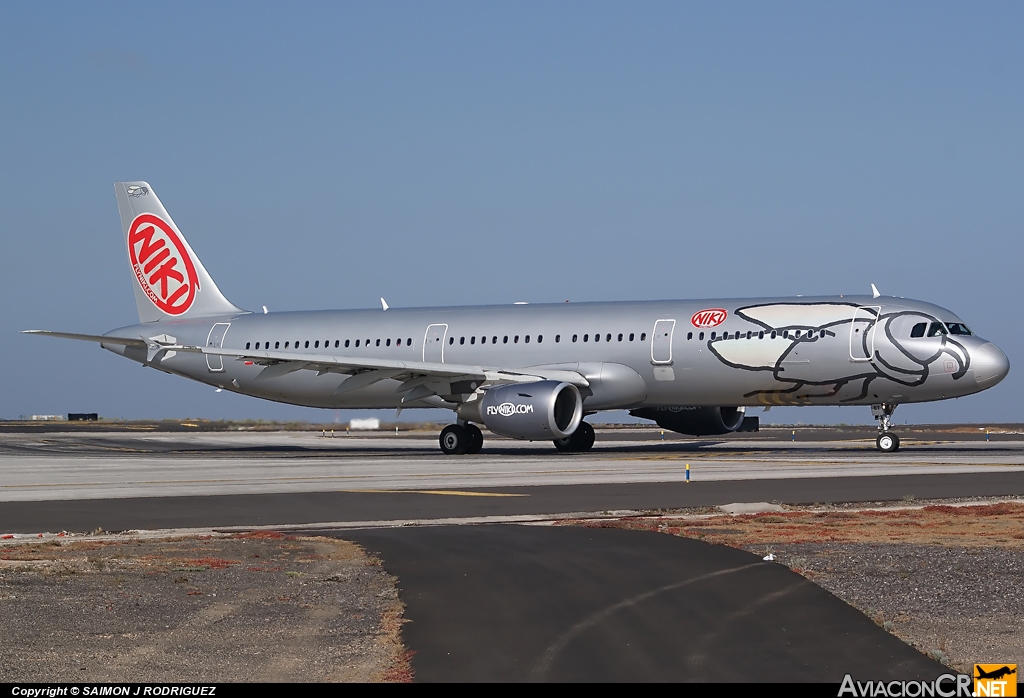 OE-LET - Airbus A321-211 - NIKI