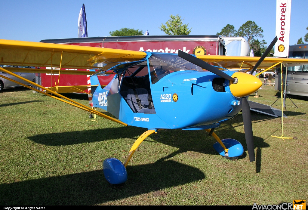 N6125 - Aerotrek A220 - Privado