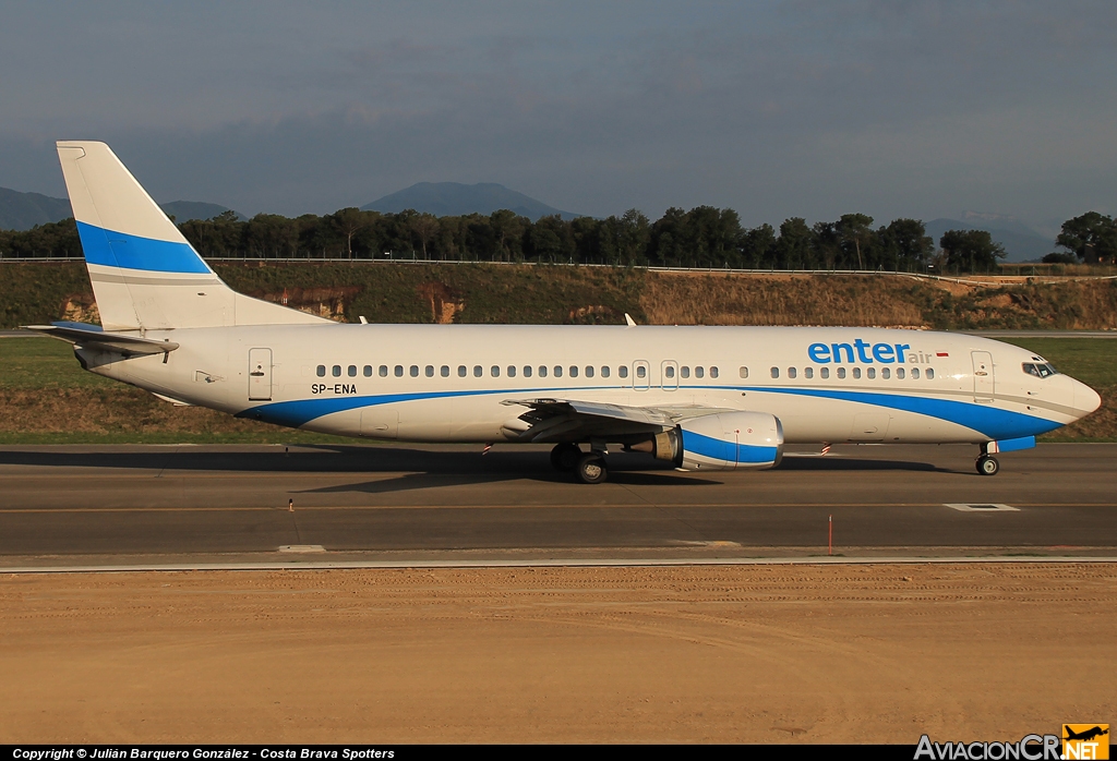 SP-ENA - Boeing 737-4Q8 - Enter Air