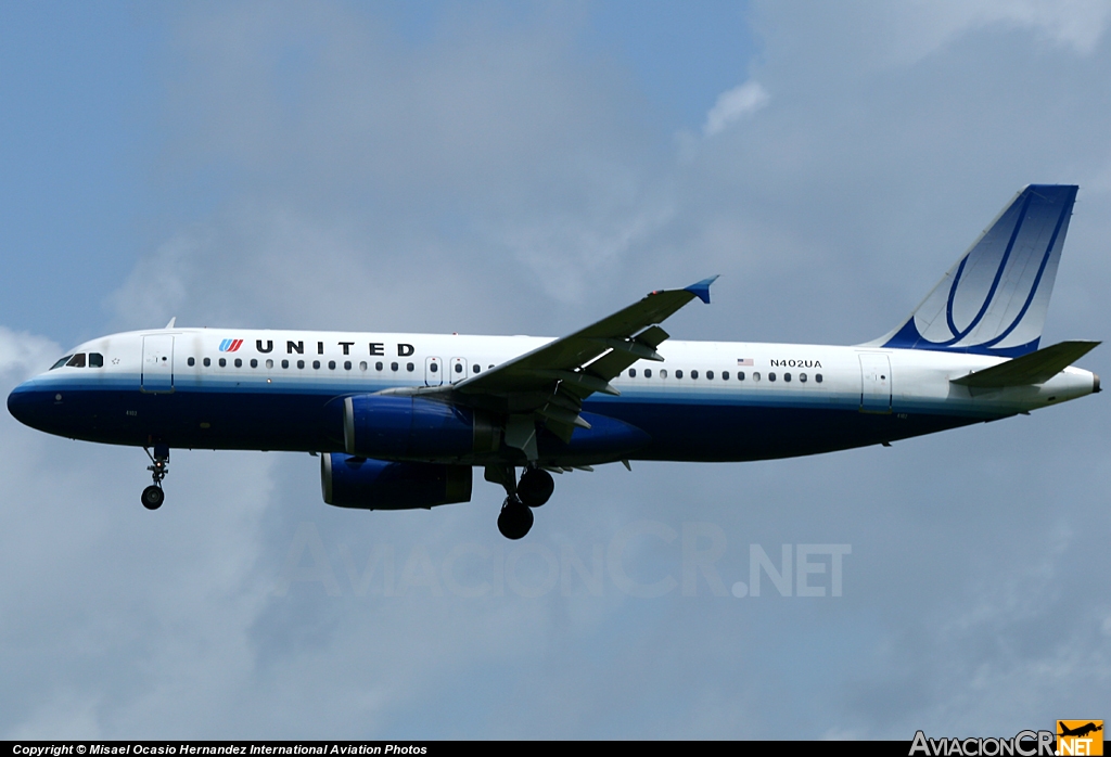 N402UA - Airbus A320-232 - United Airlines