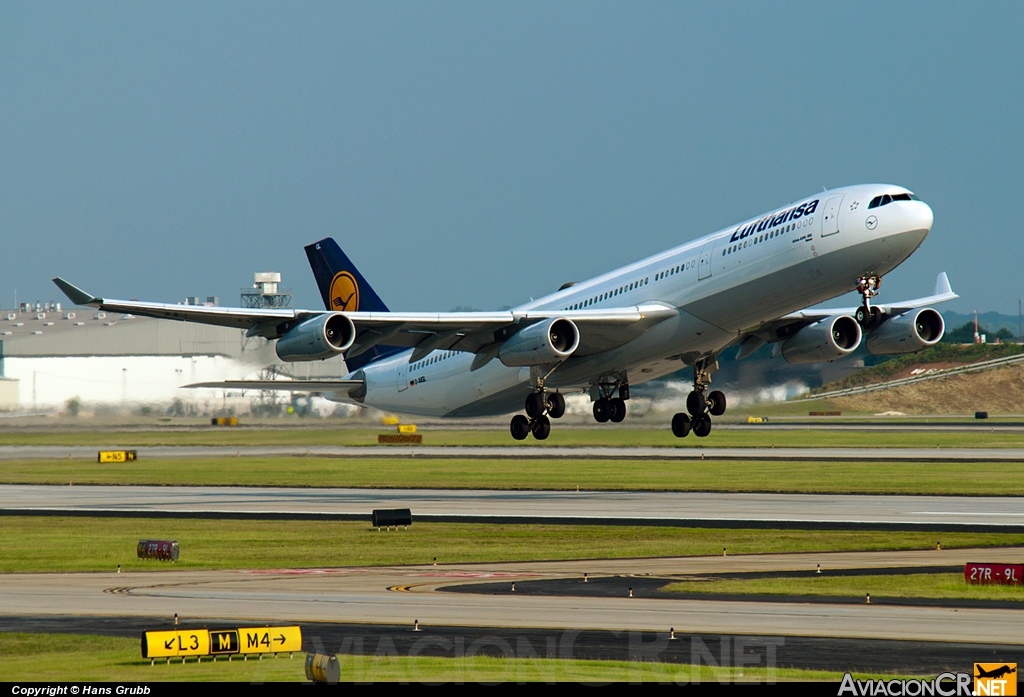D-AIGL - Airbus A340-313X - Lufthansa