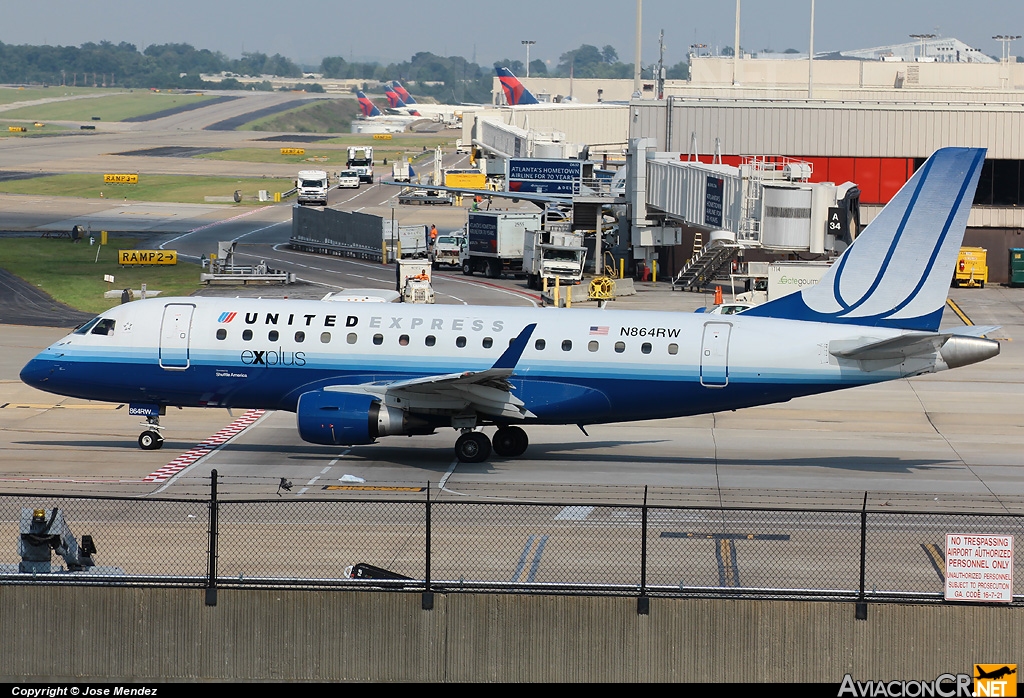 N864RW - Embraer ERJ-170-100SE - United Express (Shuttle America)