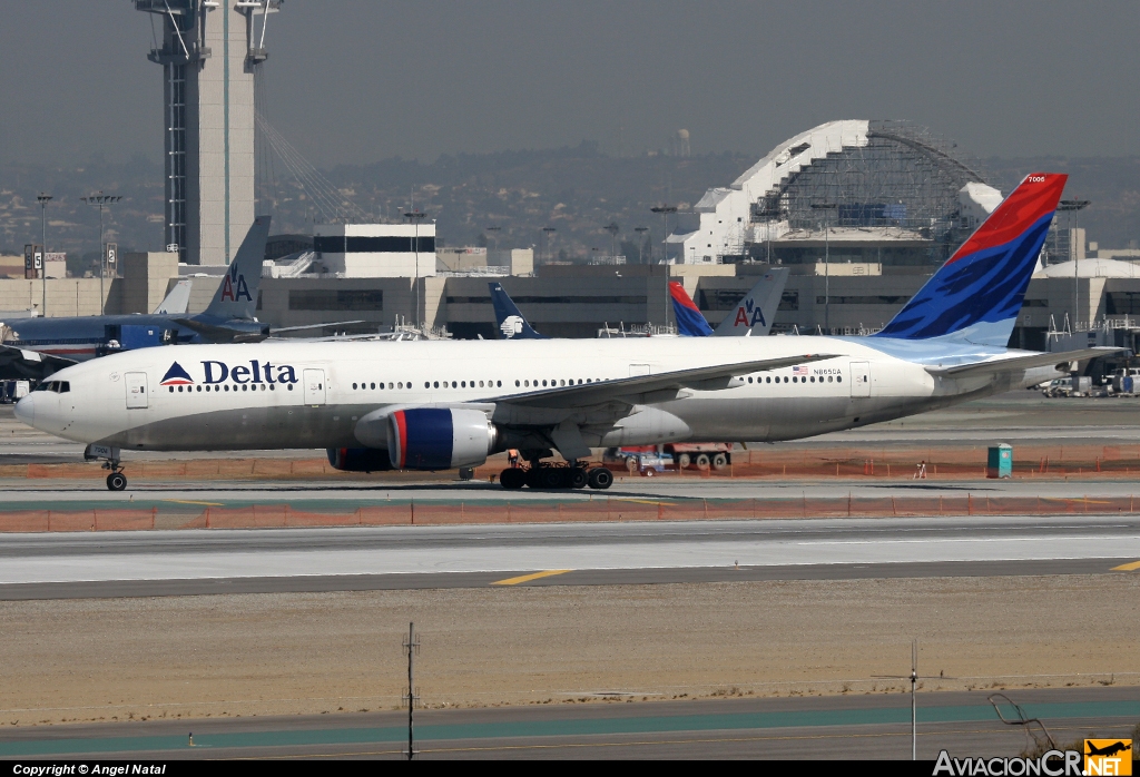 N865DA - Boeing 777-232(ER) - Delta Air Lines
