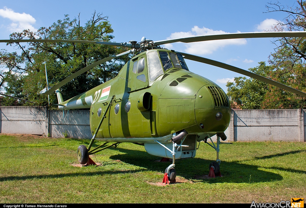 27 - Mil Mi-4 - Fuerza Aerea de Hungría