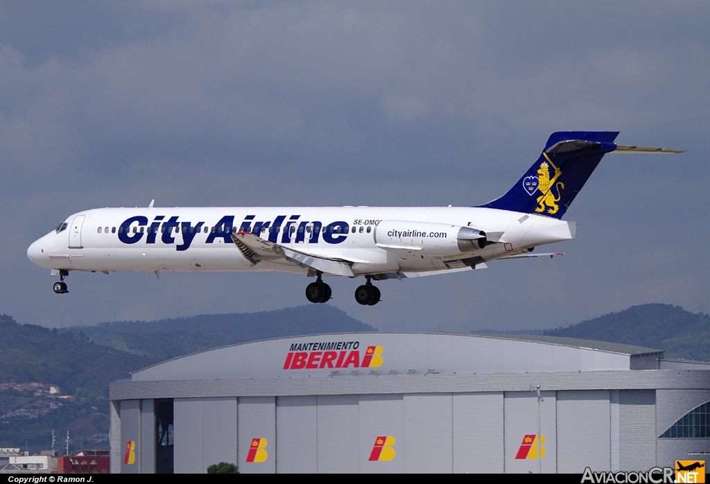 SE-DMC - McDonnell Douglas MD-87 (DC-9-87) - City Airline